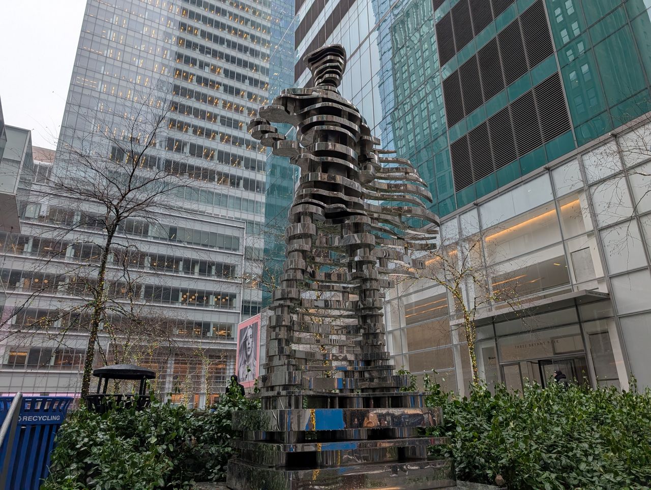 Google Pixel 9 Pro XL daytime sample.