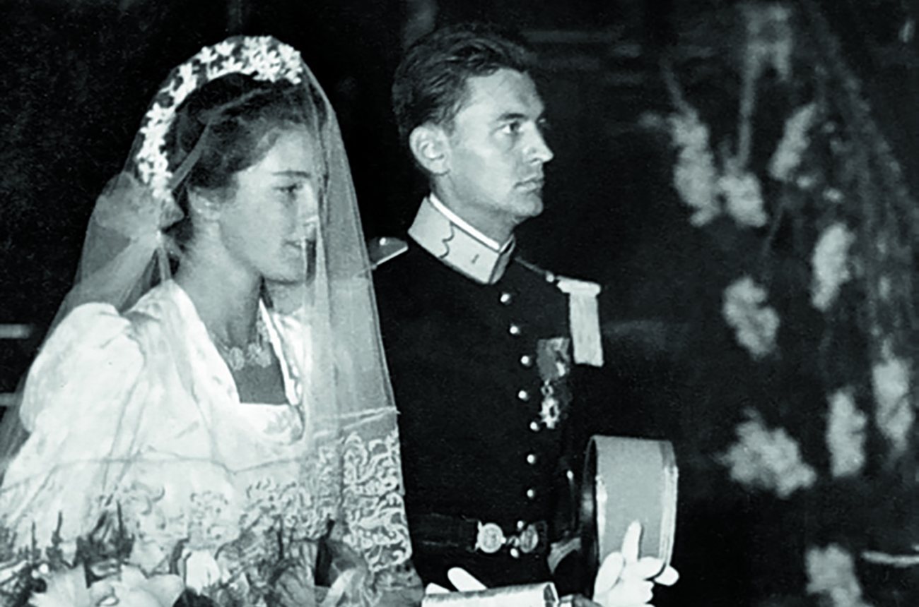 The-wedding-of-May-Eliane-Miailhe-and-Captain-Herve-de-Lencquesaing-July-16-1948.jpg