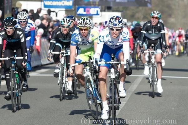 Jeremy Roy (FDJ) held off the bunch but couldn't beat De Gendt.