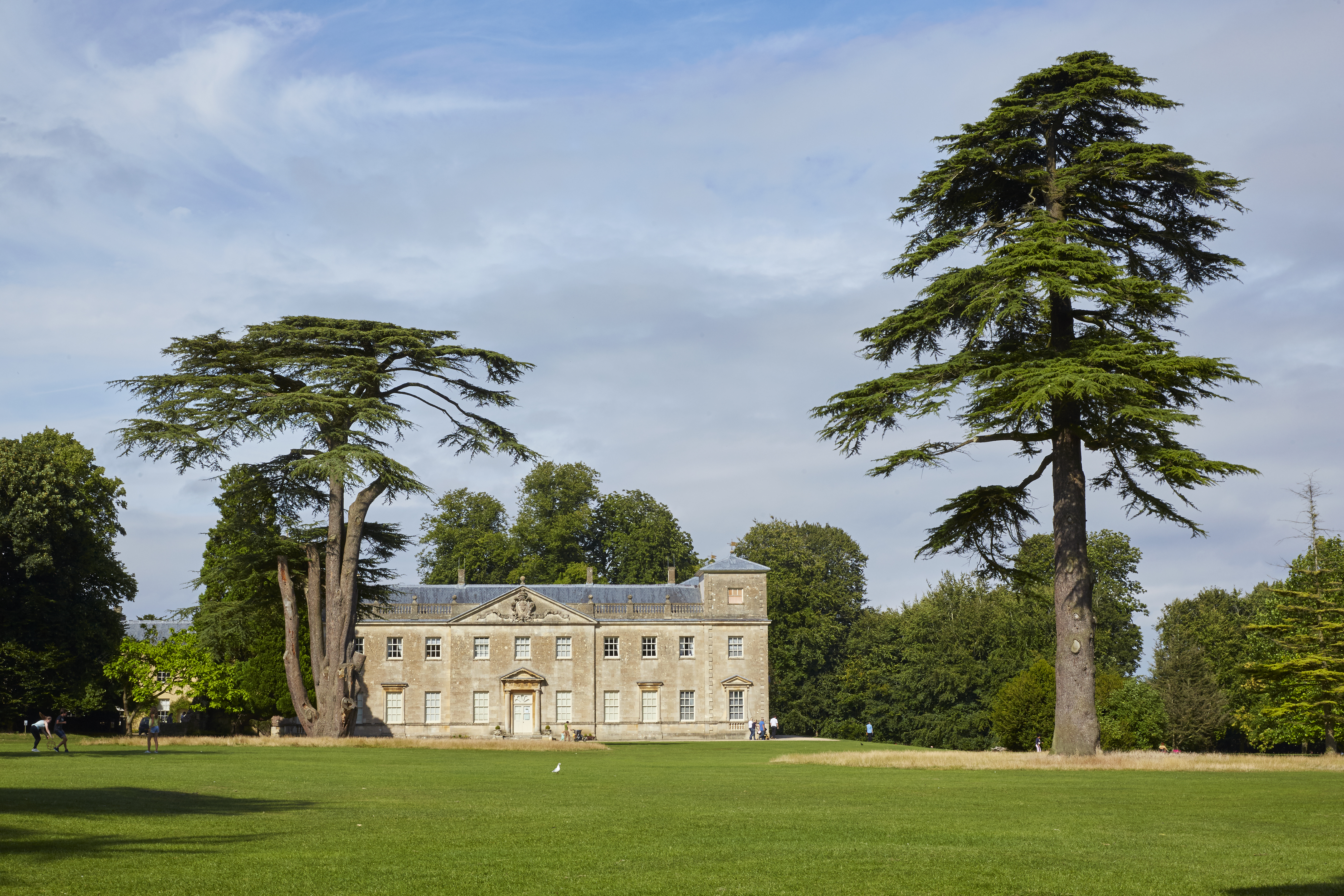 The Palladian Lydiard House gard