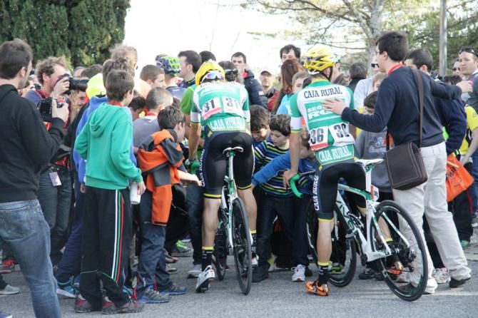 The Caja Rural team heads off
