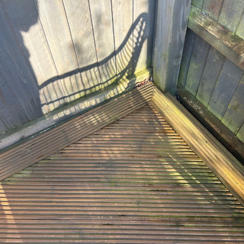 Webb pressure washer - after cleaning deck