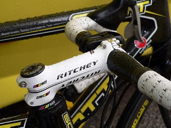 Where does one get a white Ritchey WCS 4Axis stem? Oh, that's right. Normal people like you and I can't have one!