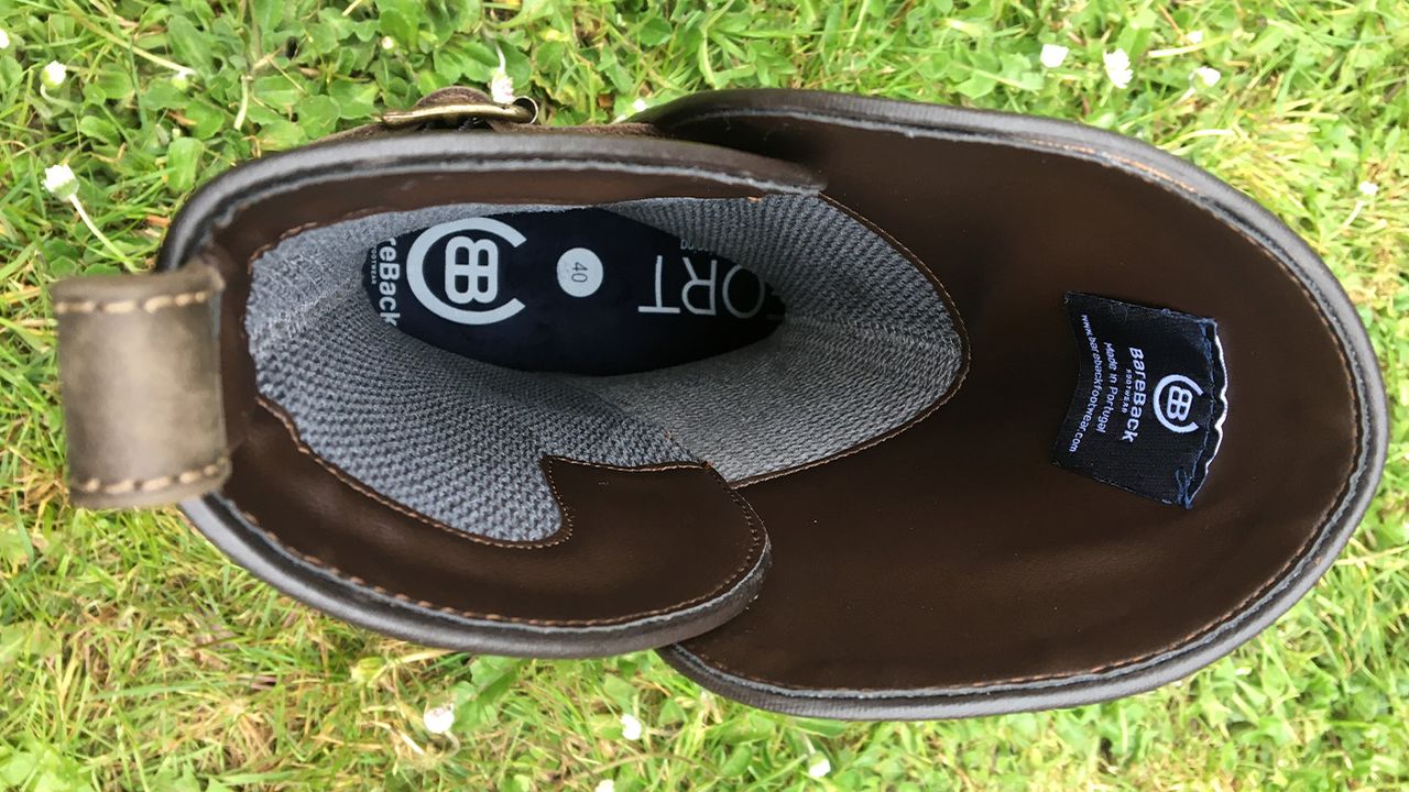 BareBack Footwear Quebec