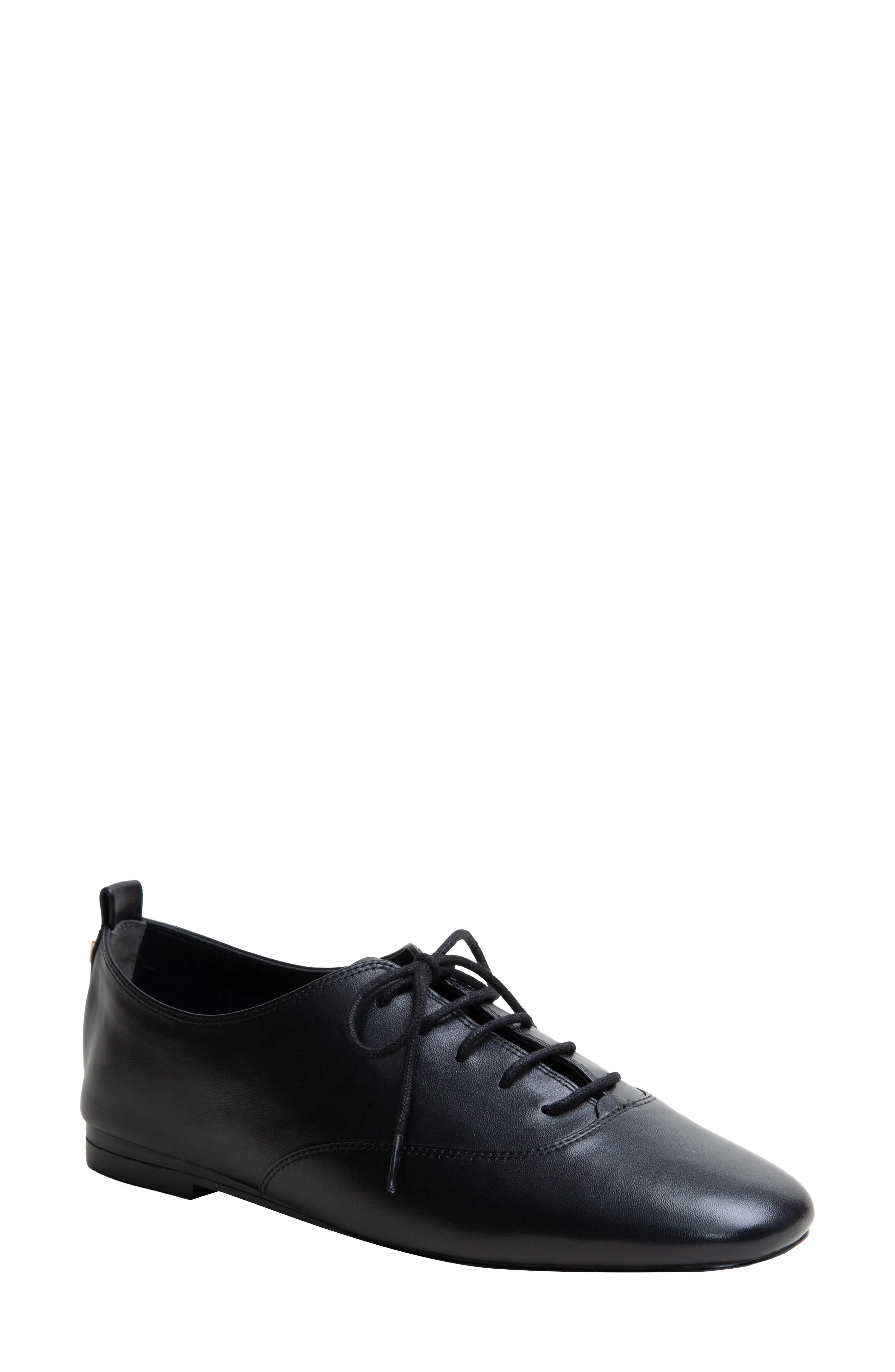 Mirna Oxford Flat