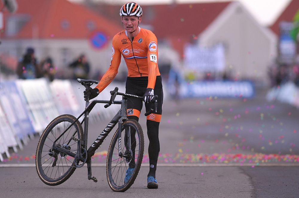 Mathieu van der Poel wins the 2019 UCI Cyclo-cross World Championships in Bogense