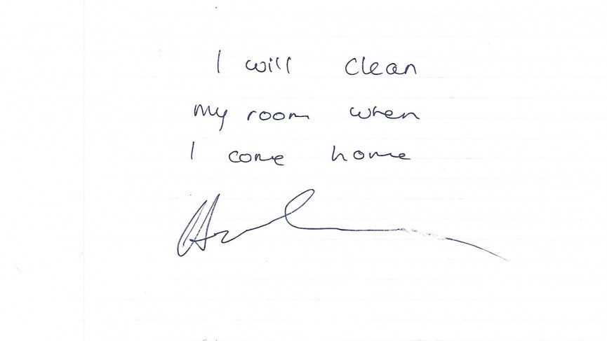 skynews-drake-note-clean-room-4640702-1556647098-DHTS-column-width-inline