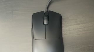 Razer DeathAdder V3 main click buttons from above