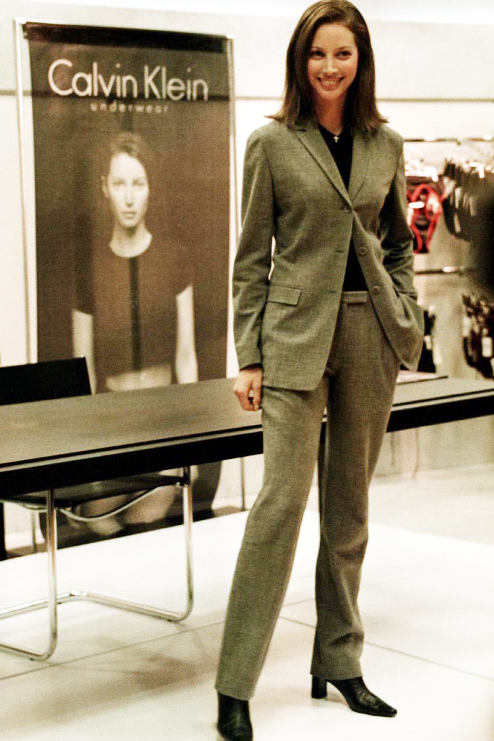 Christy Turlington, 1998