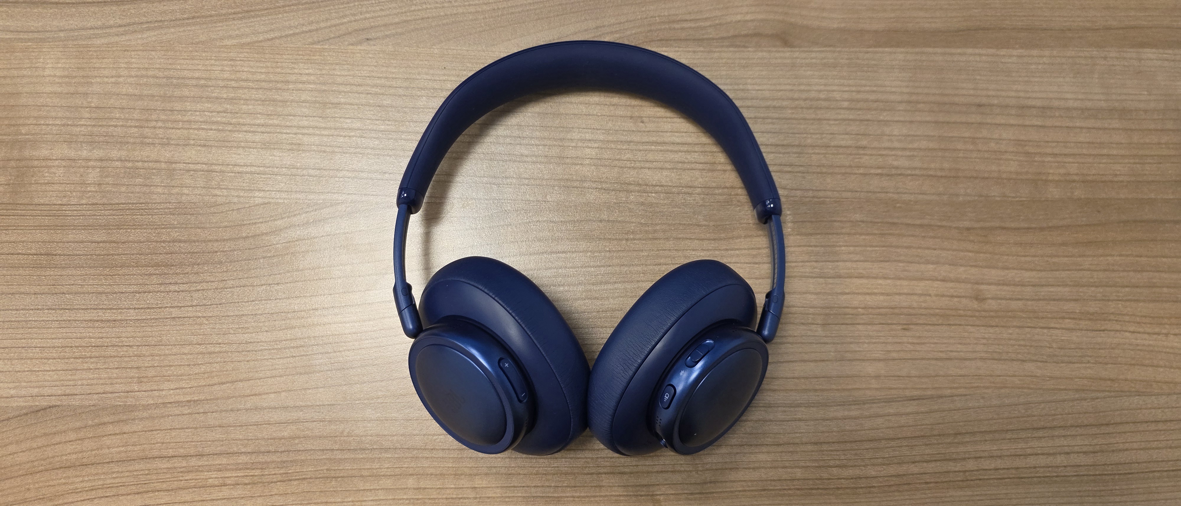 JBL Live 780NC