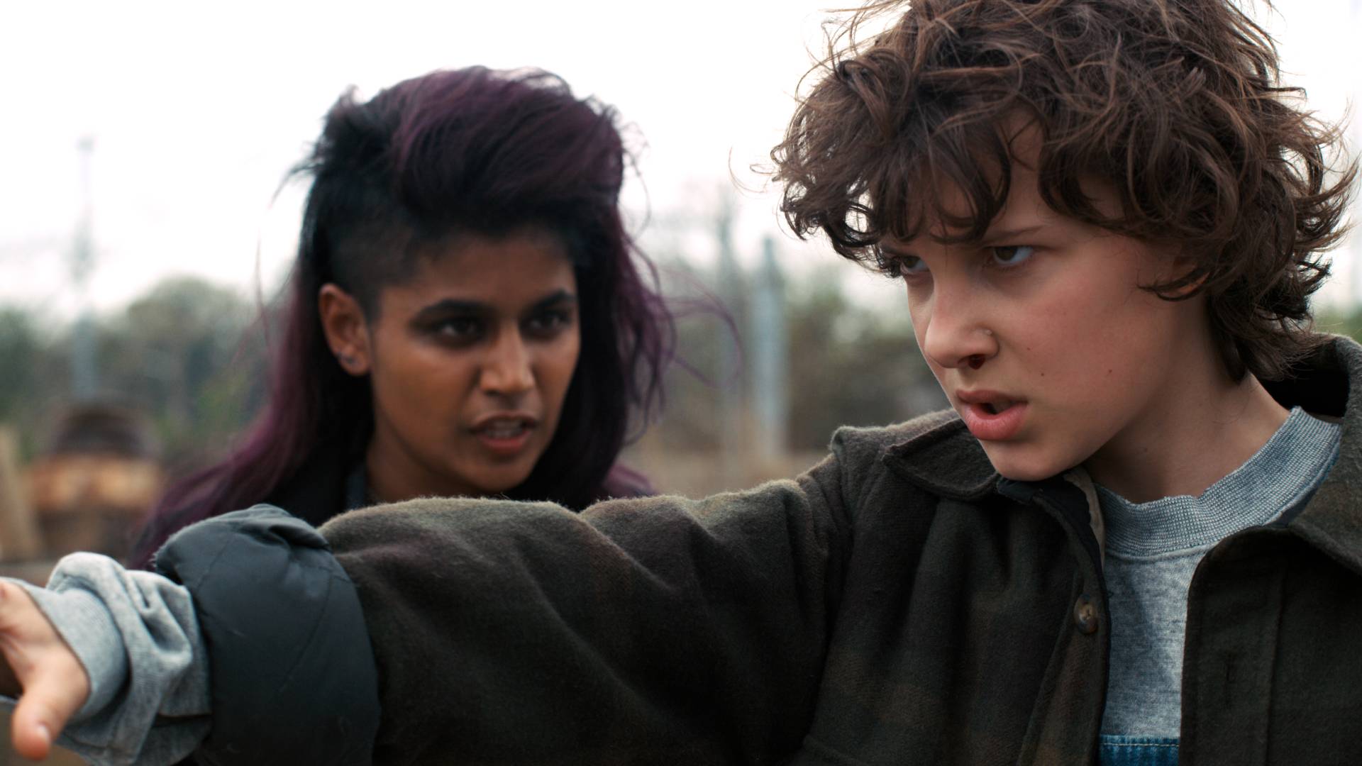 Kali and Eleven in Stranger Things season 2