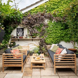 courtyard garden