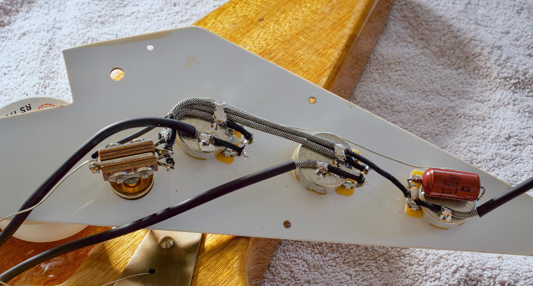 Epiphone '50s Flying V: the perfect fixer-upper for any Gibson aficionado on a budget.