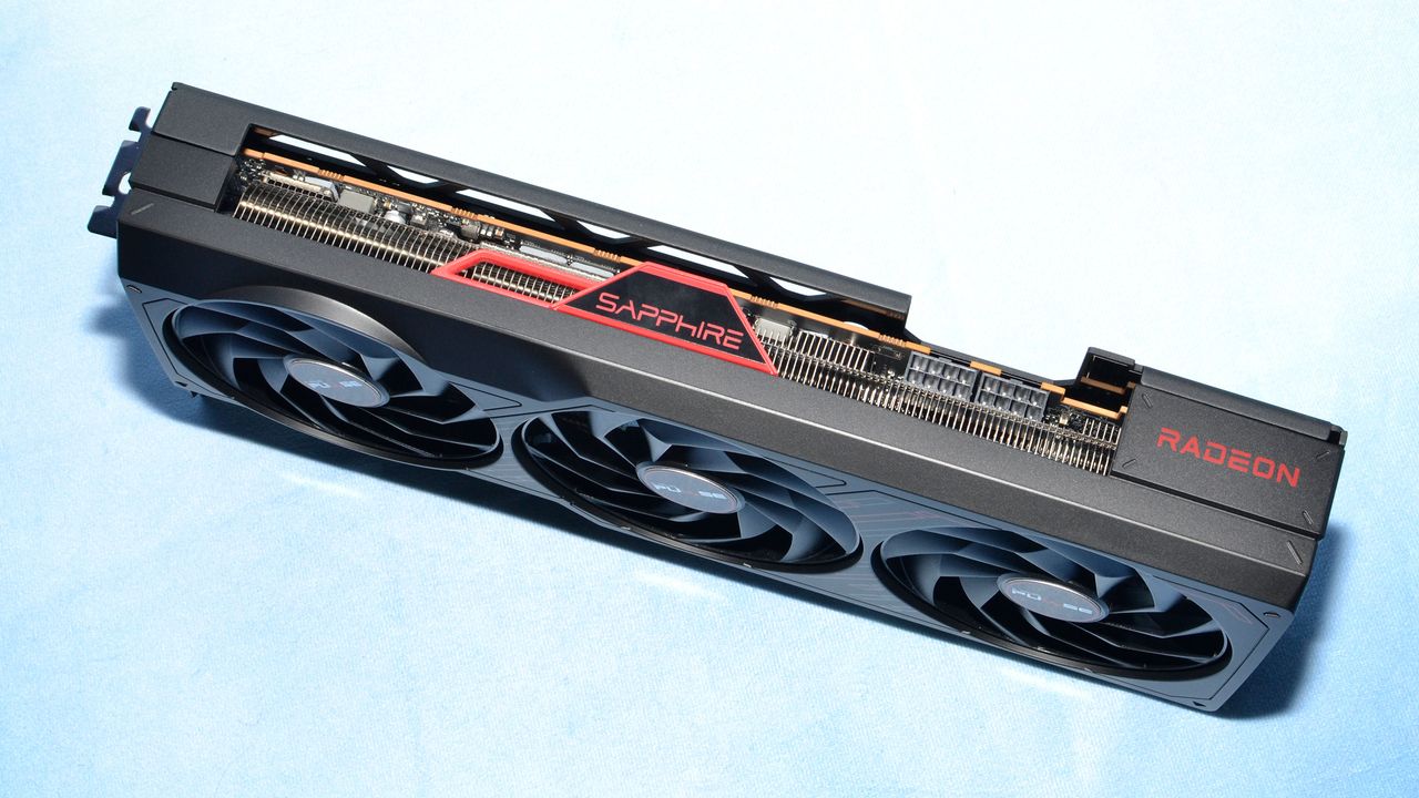 Sapphire RX 7900 GRE Pulse photos and unboxing