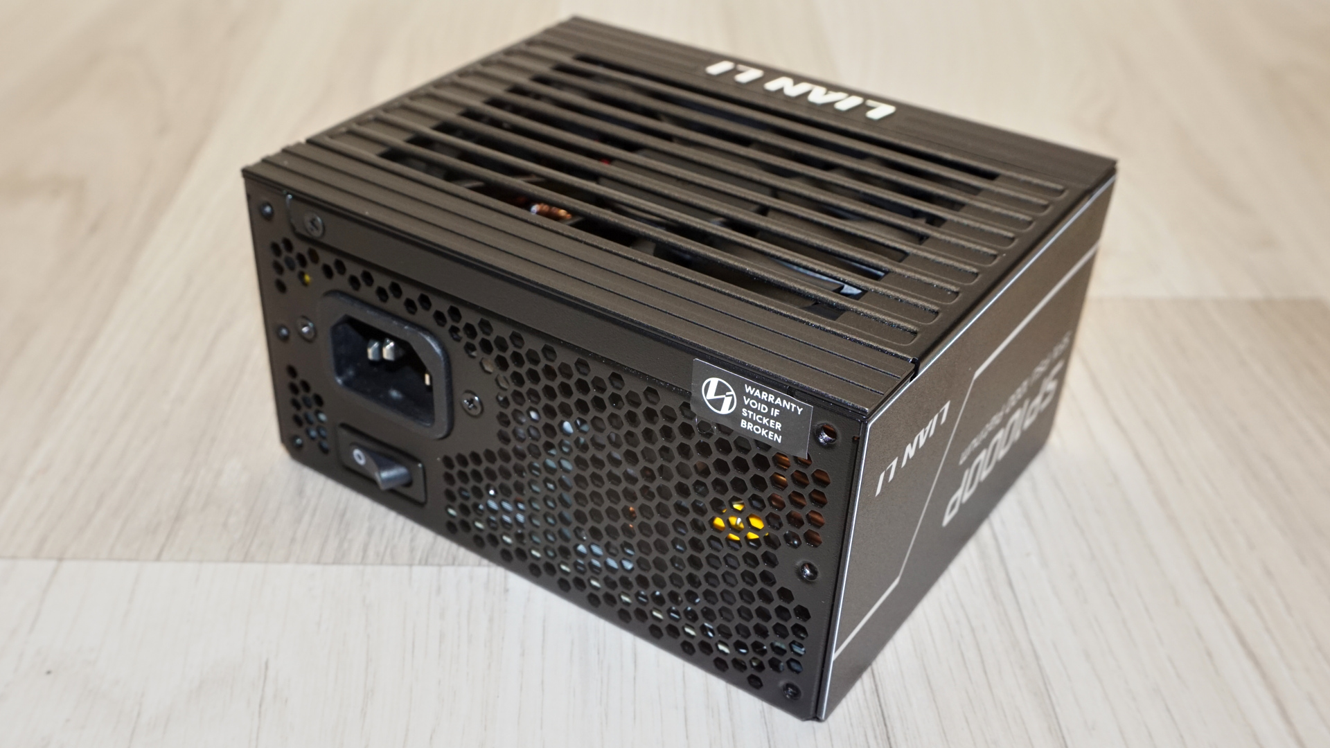 Lian Li SP1000P SFX PSU