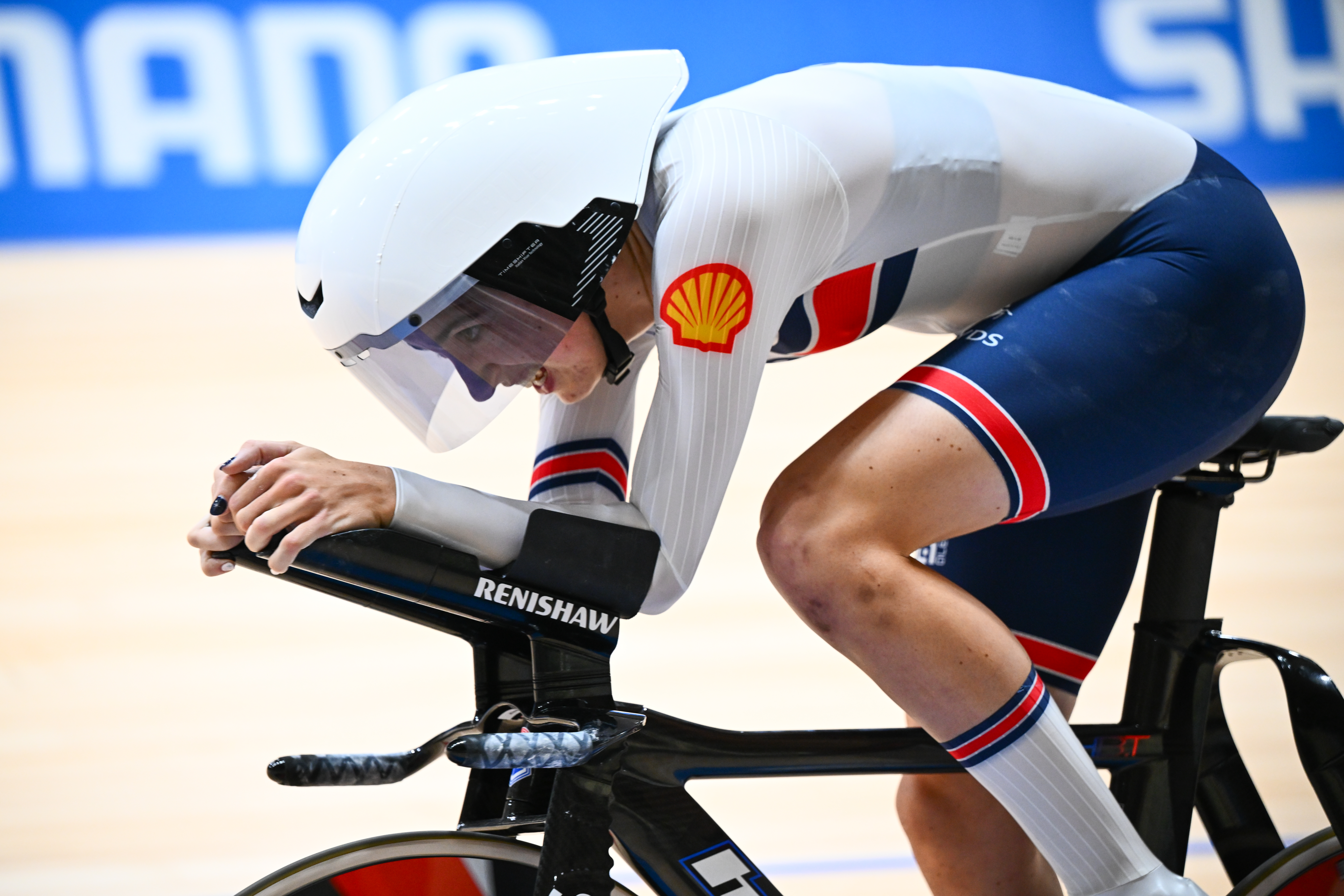 Millie Couzens competing at the UCI Track Worlds in Shanghai