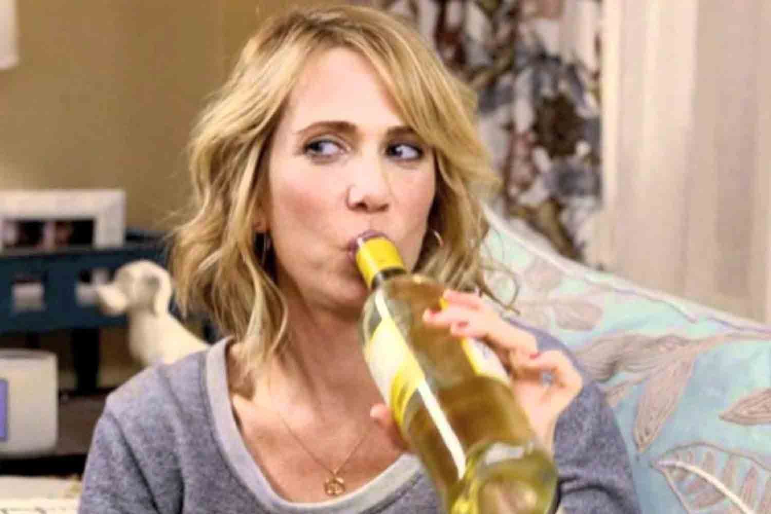 Drinking Wine Before Bed Helps You Lose Weight. Seriously. Science Says