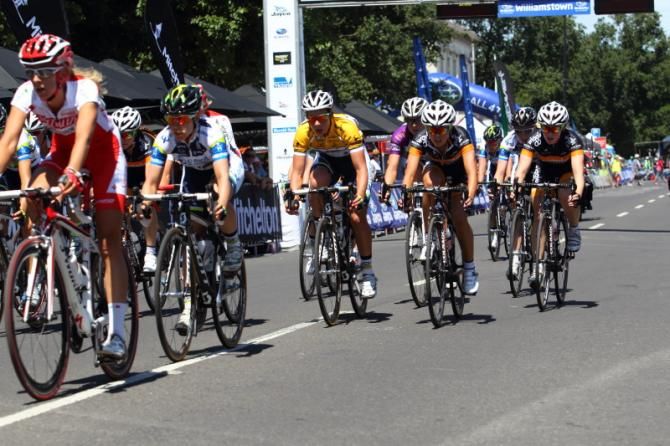 The bunch was whittled to just 18 women by the time of the bell lap - the speed and the heat took victims