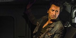 fear the walking dead cliff curtis travis season 3 amc