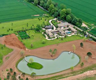 The Beckham's Cotswold estate - The lake in construction