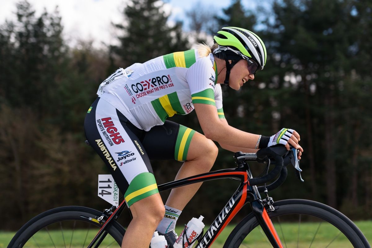 Lousia Lobigs (Australia) in the only solo break of the day