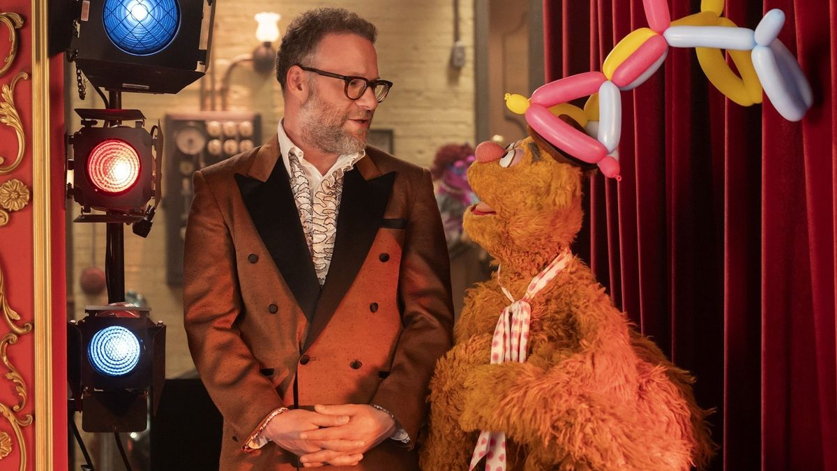 The Muppet Show Special Event on Disney+ Seth Rogen and Fozzie Bear