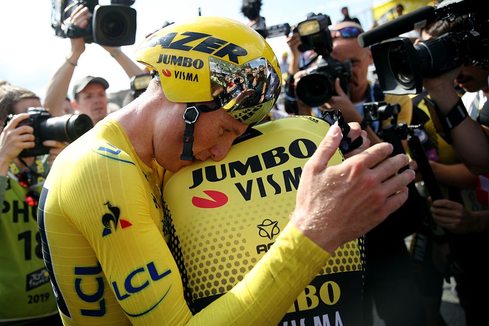 Overall leader Mike Teunissen spends another day in yellow after Jumbo-Visma won the team time trial