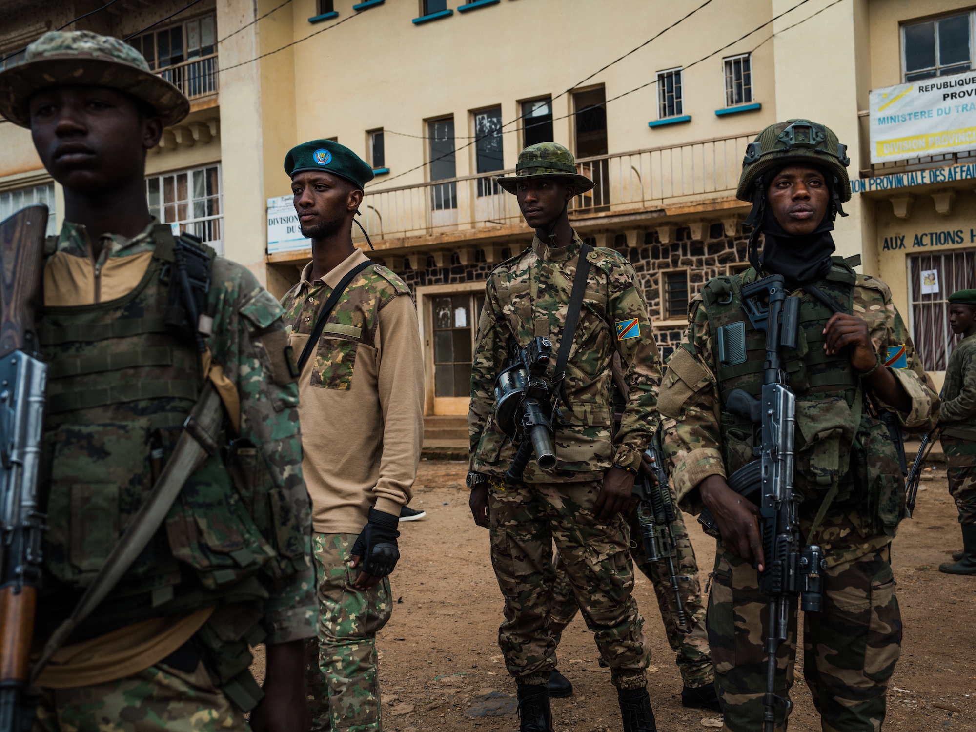 Unidentified militia linked to the conflict on the Rwandan border