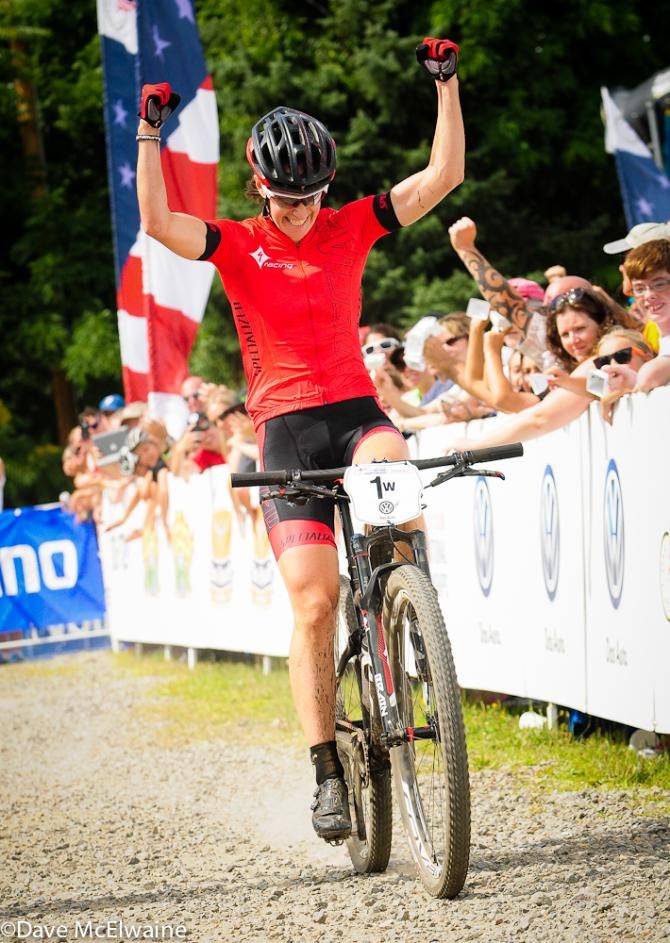 Lea Davison (Specialized) wins back-to-back national championships