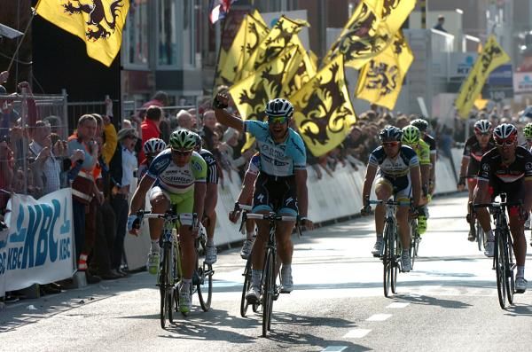 Tom Boonen (Omega Pharma-Quickstep) wins the 2012 Gent-Wevelgem