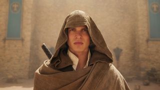 A hooded Rand al'Thor in The Wheel of Time season 2