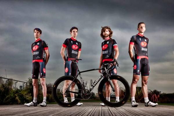 Dan Lloyd, Simon Richardson, Dan Craven and Wouter Sybrandy (Team IG &ndash; Sigma Sport)