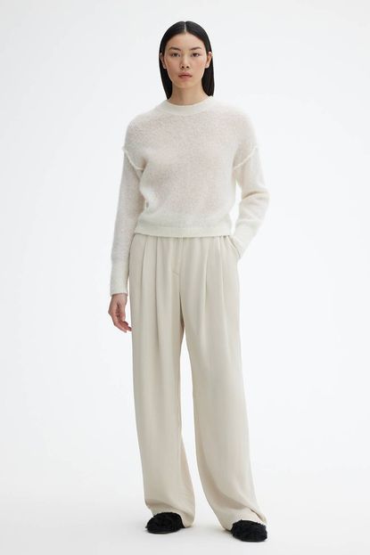 The Best Minimalist Brands Every Pared-Back Dresser Loves | Who What ...