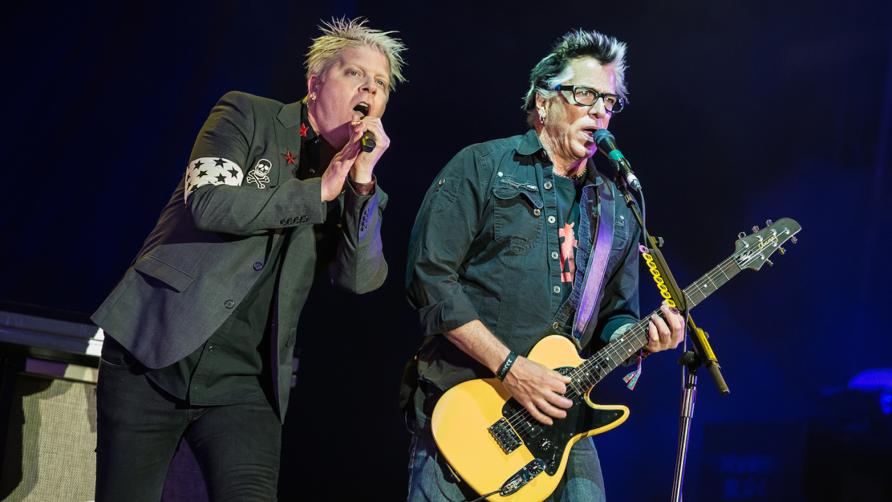 The Offspring, Zippo Encore Stage | Louder