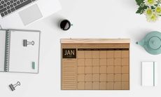 Working from home: 2020-2021 Calendar - 18 Monthly Academic Desk or Wall Calendar Planner
