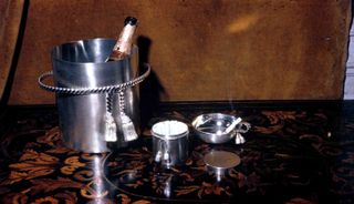 Champagne bucket with metal tassels