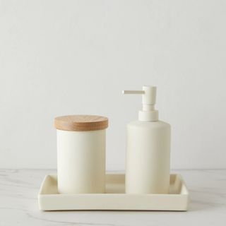 Ceramic bath accessories