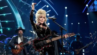 Inductee Dolly Parton performs onstage during the 37th Annual Rock & Roll Hall of Fame Induction Ceremony at Microsoft Theater on November 05, 2022 in Los Angeles, California.