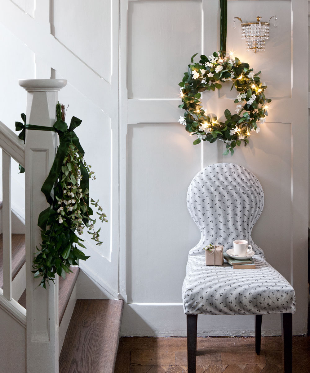 Christmas hallway ideas