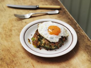 bubble and squeak with a fried egg