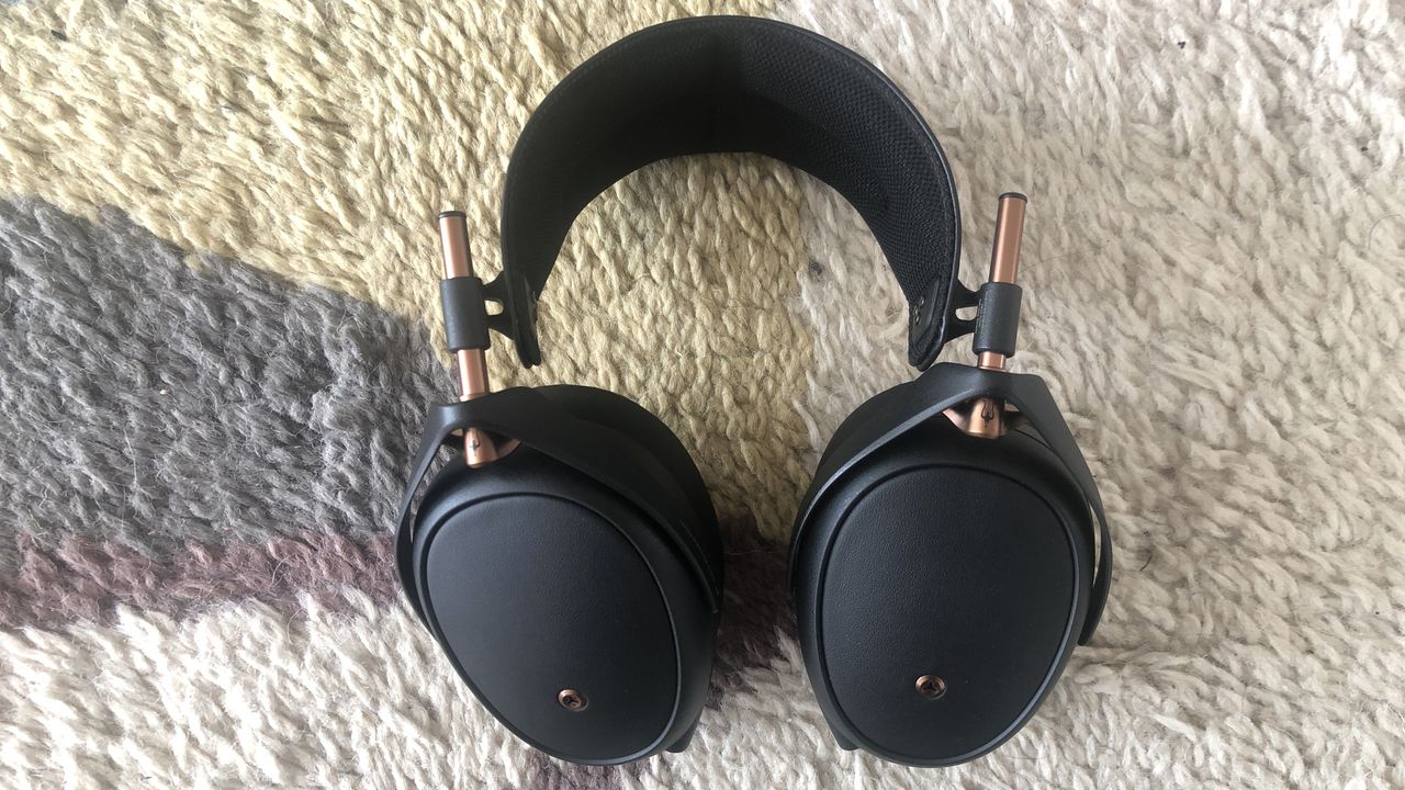 Meze Audio Liric headphones