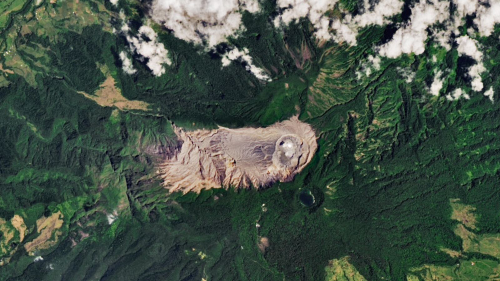Extreme ‘paradise’ volcano in Costa Rica is like a piece of ancient Mars on our doorstep — Earth from space
