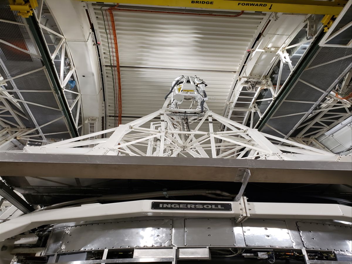 A look at the cleanroom laboratory through a glass window.