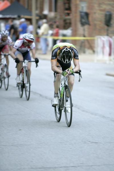 Devin Clark drives the early break