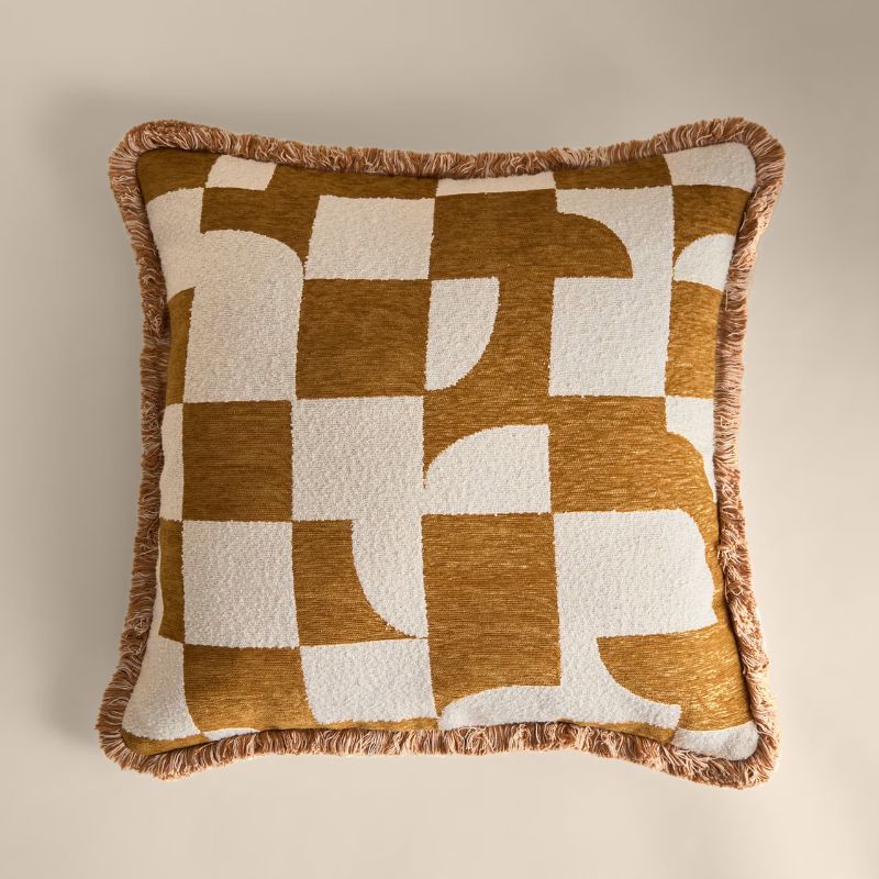 ochre geometric cushion