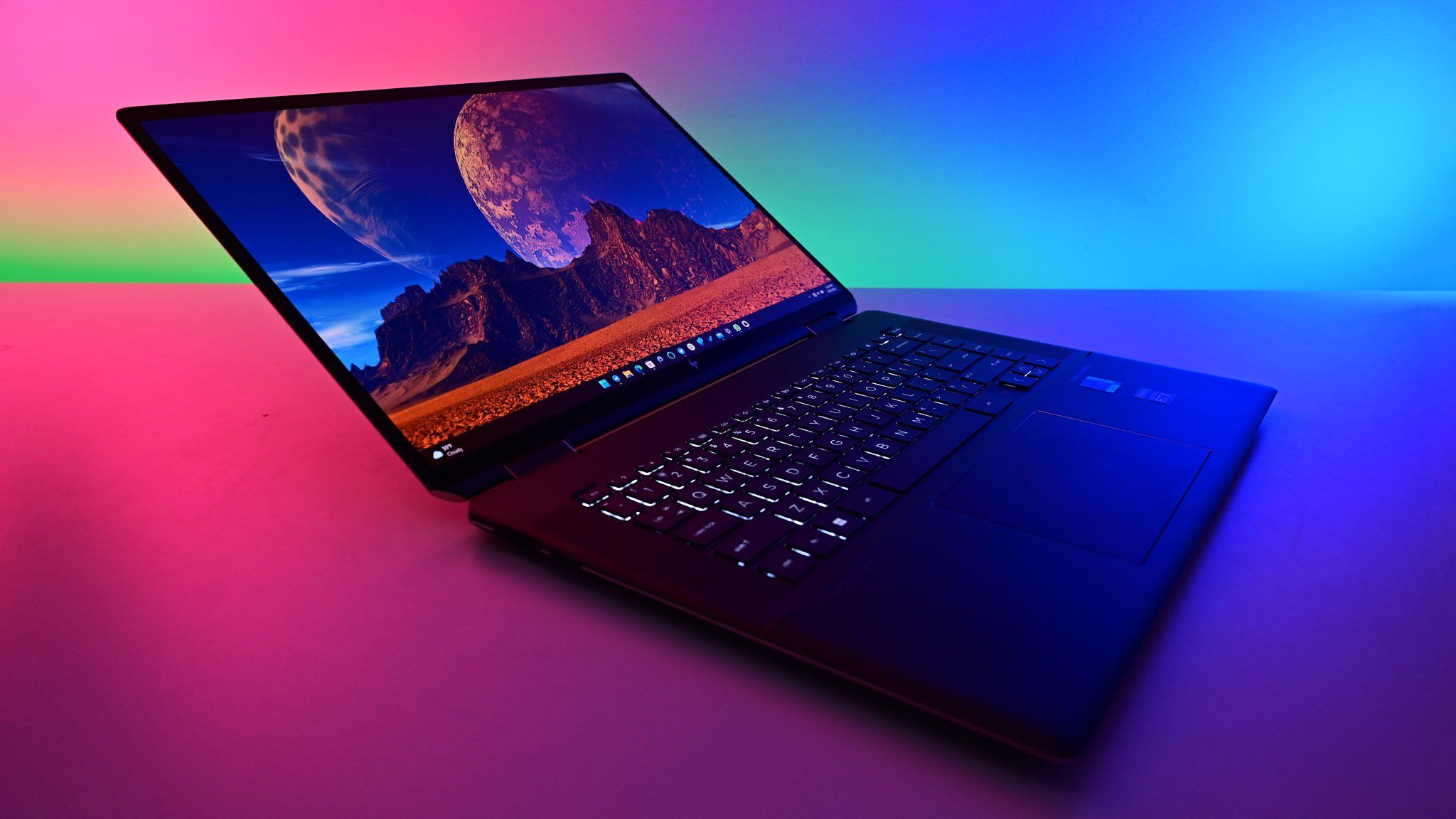 Windowsノート本体 HP Spectre x360 15 OLED i7 16G1T GTX1650 HP Spectre 15 OLED laptop review: gorgeous from any angle - Reviewed