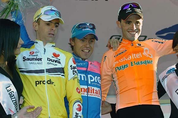Podium (L-R): Riccardo Ricc&ograve; (Saunier Duval-Prodir), Damiano Cunego (Lampre-Fondital) and Samuel S&aacute;nchez (Euskaltel-Euskadi).