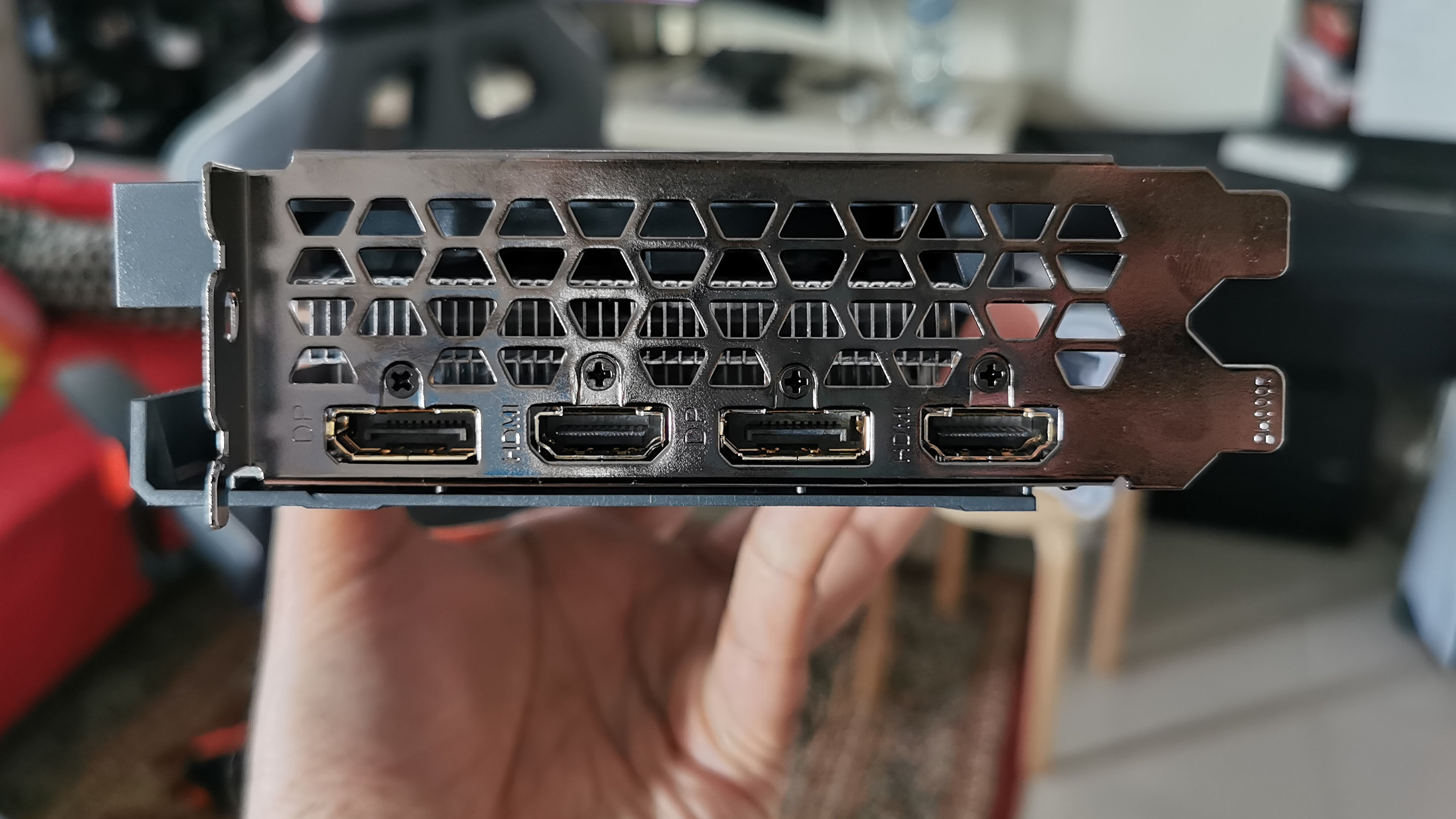 Nvidia RTX 3050 6 ГБ замечена в магазине – но характеристики не успокаивают наших опасений, что это может быть провал графического процессора