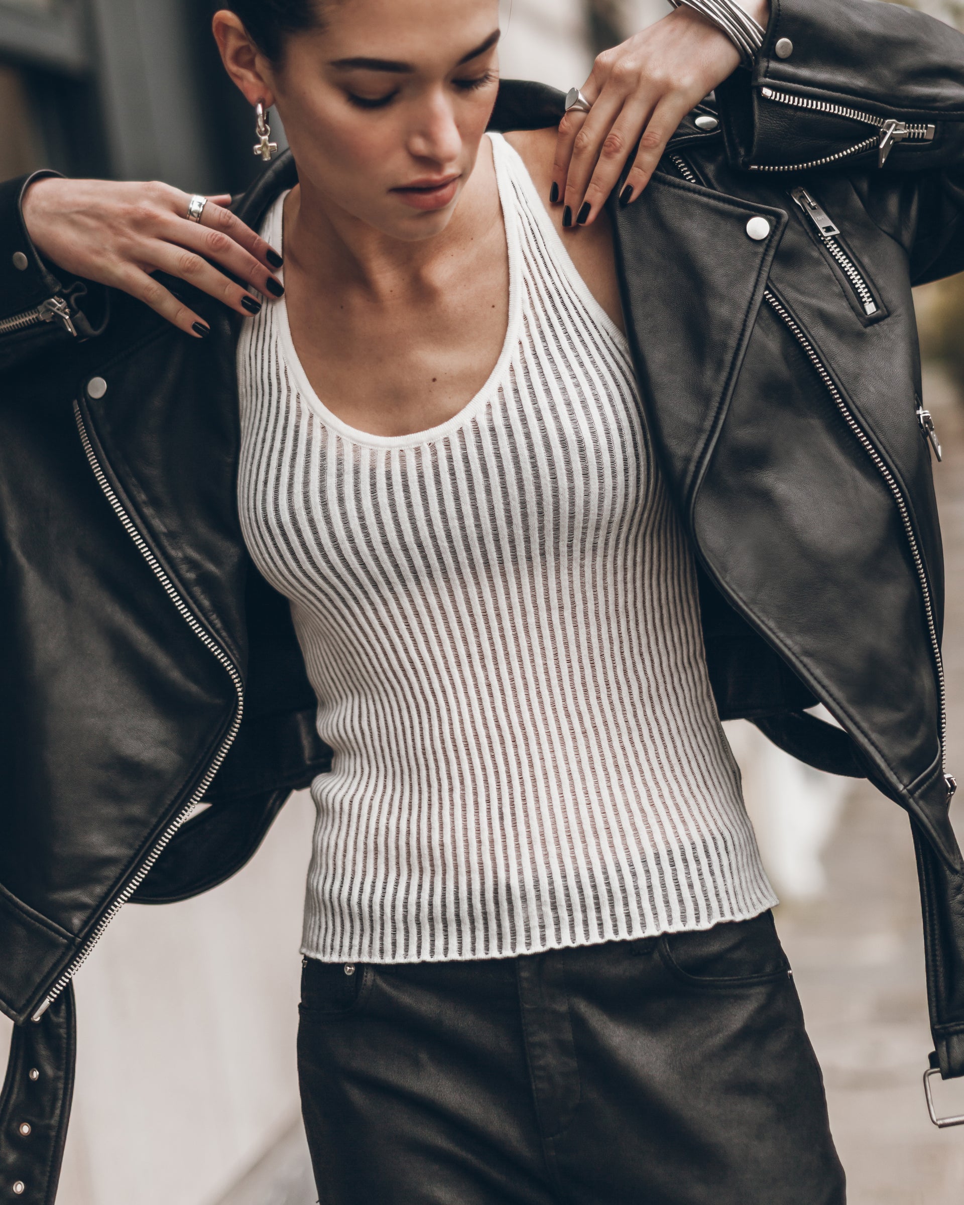 The White Striped Relaxed Tank Top - Xs