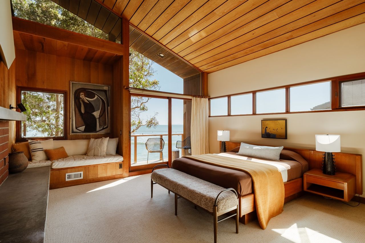 Views of the Ventura Beach House